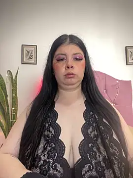 Angie lynn online show from October 16, 2025, 12:22 am