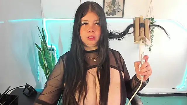 Angie lynn online show from December 16, 2025, 1:05 pm