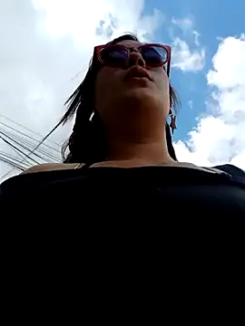 miss berlyn online show from April 14, 2026, 6:03 pm