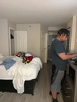 BigMfLuther online show from December 22, 2025, 5:15 am