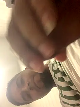 Snapshot of Alexander271 chatting on December 23, 2025, 2:31 am Alexander271 online show from December 23, 2025, 2:31 am