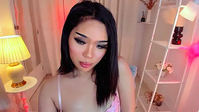 Snapshot of MS_LUNA chatting on February 5, 2026, 12:15 am MS LUNA online show from February 5, 2026, 12:15 am