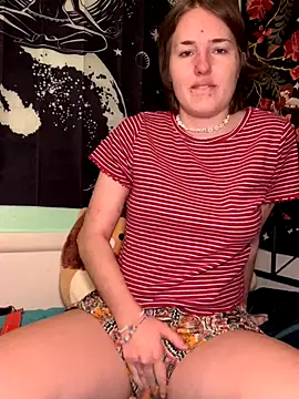 Snapshot of angelbliss10100 chatting on November 20, 2025, 2:39 pm angelbliss10100 online show from November 20, 2025, 2:39 pm