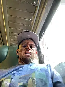 Carlosmauricio123 online show from July 10, 2026, 8:44 pm