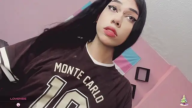 Snapshot of Melisa_Bunny69 chatting on December 19, 2025, 1:40 pm Melisa Bunny69 online show from December 19, 2025, 1:40 pm