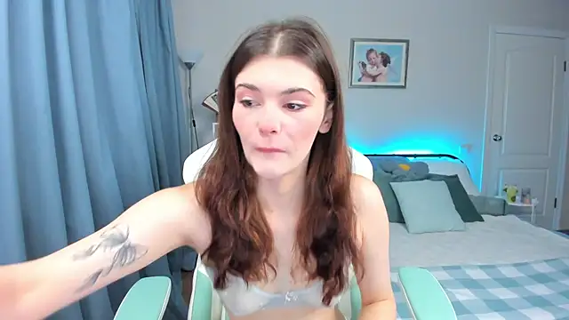 Snapshot of Zoe_Vee chatting on October 4, 2025, 3:15 am Zoe Vee online show from October 4, 2025, 3:15 am