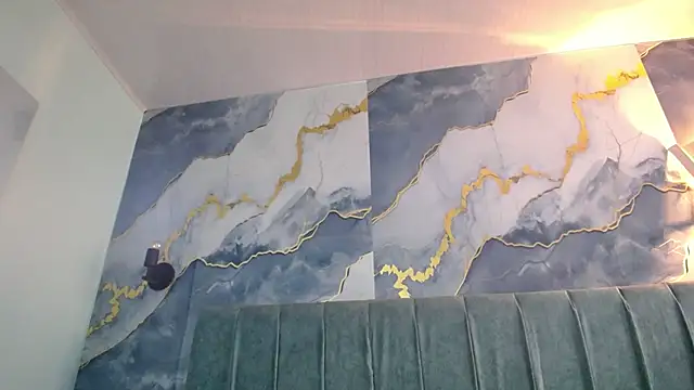 Megara 25 online show from January 8, 2026, 6:32 pm