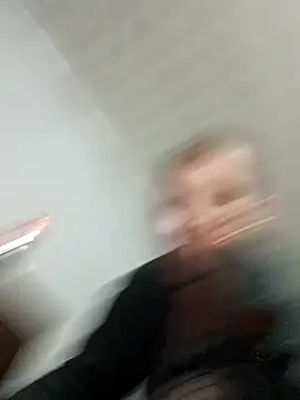 Johan199118 online show from November 18, 2025, 8:02 pm