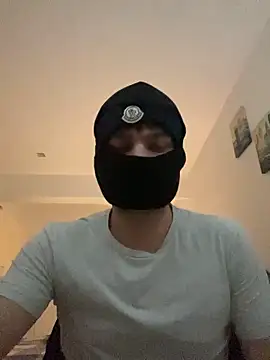 Snapshot of Gibbyyy_ chatting on March 17, 2026, 2:09 pm Gibbyyy online show from March 17, 2026, 2:09 pm