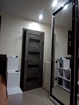 Snapshot of KissMiSveet chatting on November 18, 2025, 6:29 am KissMiSveet online show from November 18, 2025, 6:29 am