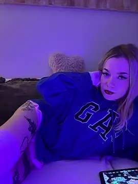 Snapshot of marnemzavar444 chatting on November 8, 2025, 9:13 pm marnemzavar444 online show from November 8, 2025, 9:13 pm