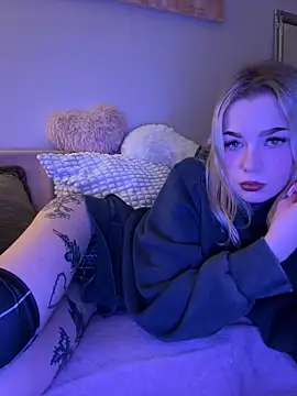 Snapshot of marnemzavar444 chatting on November 10, 2025, 10:09 pm marnemzavar444 online show from November 10, 2025, 10:09 pm