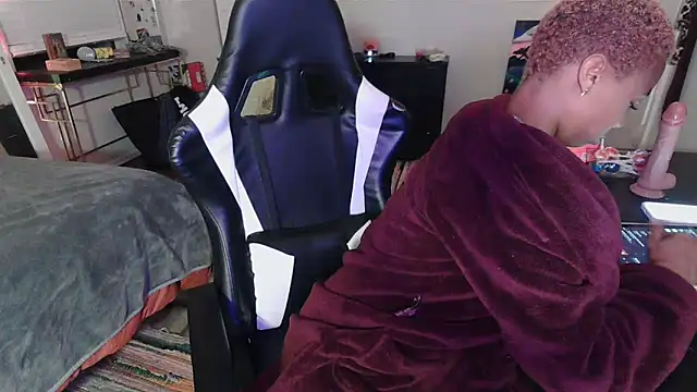 Snapshot of tsunamitori chatting on November 14, 2025, 4:44 am tsunamitori online show from November 14, 2025, 4:44 am