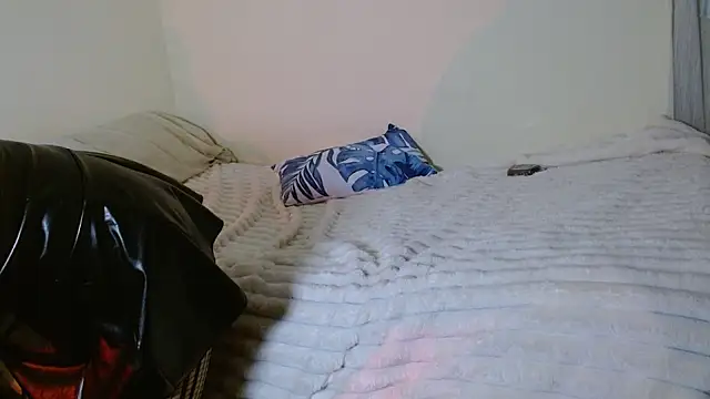 Rachel070 online show from February 26, 2026, 9:14 pm