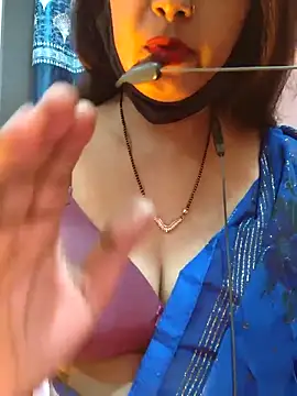 Sonalihot  online show from December 18, 2025, 6:52 am