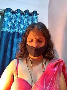 Sonalihot  online show from February 3, 2026, 7:02 am