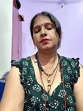 Snapshot of Sonalihot_ chatting on July 5, 2026, 6:48 pm Sonalihot online show from July 5, 2026, 6:48 pm