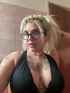 Snapshot of Princess-Jasmine07 chatting on February 7, 2026, 12:31 pm Princess-Jasmine07 online show from February 7, 2026, 12:31 pm