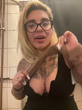 Snapshot of Princess-Jasmine07 chatting on March 5, 2026, 1:29 pm Princess-Jasmine07 online show from March 5, 2026, 1:29 pm