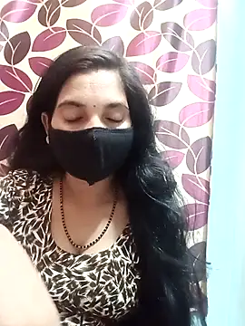 Snapshot of Payal-001 chatting on September 29, 2025, 7:24 am Payal-001 online show from September 29, 2025, 7:24 am