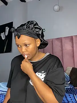 Abby 108 online show from April 15, 2026, 1:18 pm