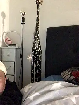 radeczek001 online show from October 11, 2025, 1:05 am