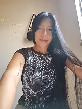 Snapshot of Lanmy_007 chatting on October 13, 2025, 2:17 pm Lanmy 007 online show from October 13, 2025, 2:17 pm