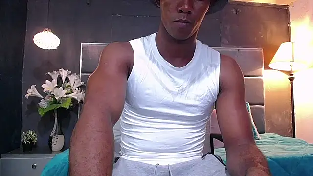 blackbignude online show from November 9, 2025, 1:37 am