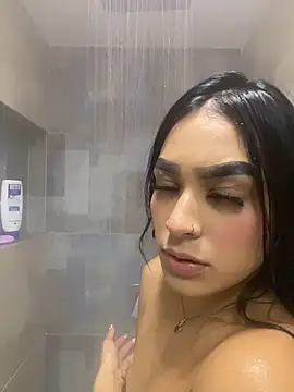 Snapshot of Dakota-Mitchell chatting on December 13, 2025, 11:10 pm Dakota-Mitchell online show from December 13, 2025, 11:10 pm