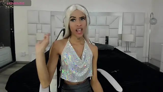 Snapshot of Dahlia_Moss chatting on November 29, 2025, 3:31 am Dahlia Moss online show from November 29, 2025, 3:31 am