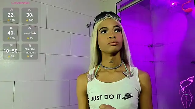 Snapshot of Dahlia_Moss chatting on December 2, 2025, 3:34 am Dahlia Moss online show from December 2, 2025, 3:34 am