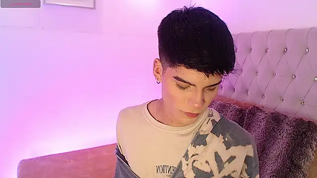 Dulcey  online show from November 13, 2025, 4:55 am