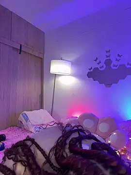 Snapshot of _Zahara_ chatting on February 22, 2026, 11:03 pm Zahara online show from February 22, 2026, 11:03 pm