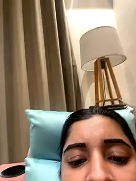 Snapshot of desitease chatting on November 17, 2025, 11:27 am desitease online show from November 17, 2025, 11:27 am