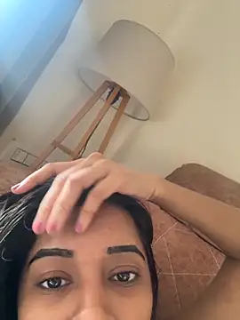 Snapshot of desitease chatting on November 19, 2025, 9:42 am desitease online show from November 19, 2025, 9:42 am