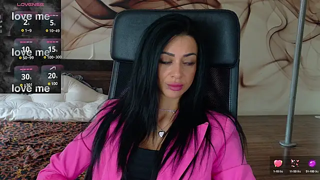 NaomiScarlet online show from September 26, 2025, 6:50 am