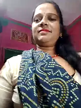 Snapshot of Cutreet chatting on September 19, 2025, 4:18 pm Cutreet online show from September 19, 2025, 4:18 pm
