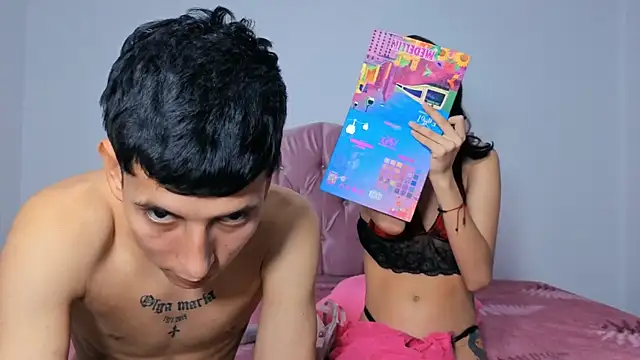 Snapshot of makiandjimmy chatting on November 16, 2025, 8:25 pm makiandjimmy online show from November 16, 2025, 8:25 pm