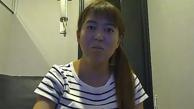 Snapshot of SAKI_saki_01 chatting on September 10, 2025, 10:37 am SAKI saki 01 online show from September 10, 2025, 10:37 am