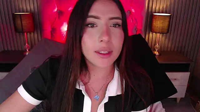 Snapshot of Bonnali_lune chatting on January 7, 2026, 11:07 pm Bonnali lune online show from January 7, 2026, 11:07 pm