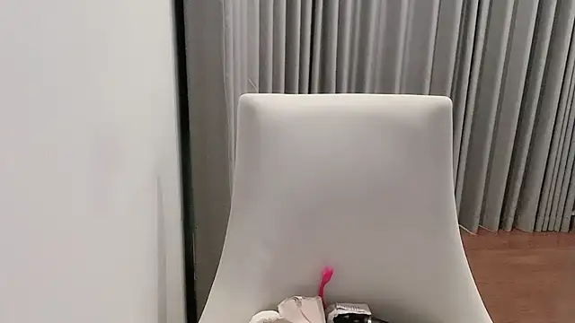 Azami Chan online show from September 22, 2025, 1:35 pm