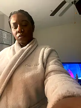 Snapshot of MsSuperWettt chatting on September 9, 2025, 6:35 am MsSuperWettt online show from September 9, 2025, 6:35 am