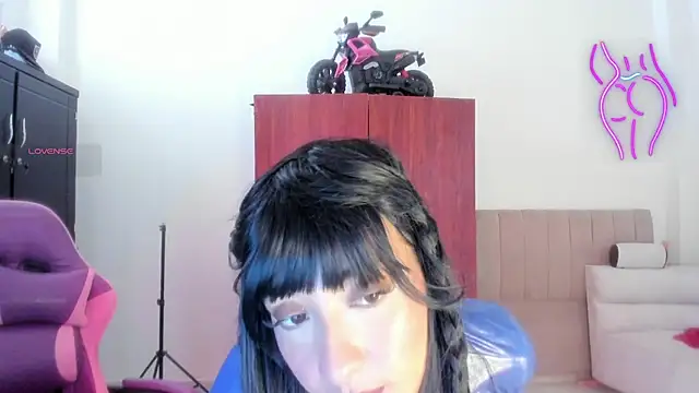 mavictoria online show from October 11, 2025, 5:22 pm