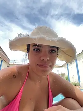 JuanitaMore01 online show from November 23, 2025, 6:19 pm