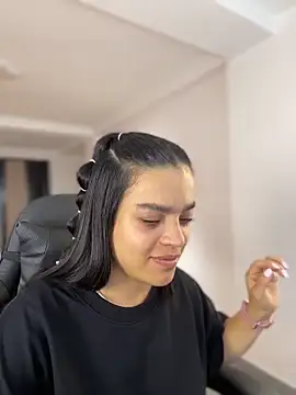 JuanitaMore01 online show from March 25, 2026, 9:54 pm