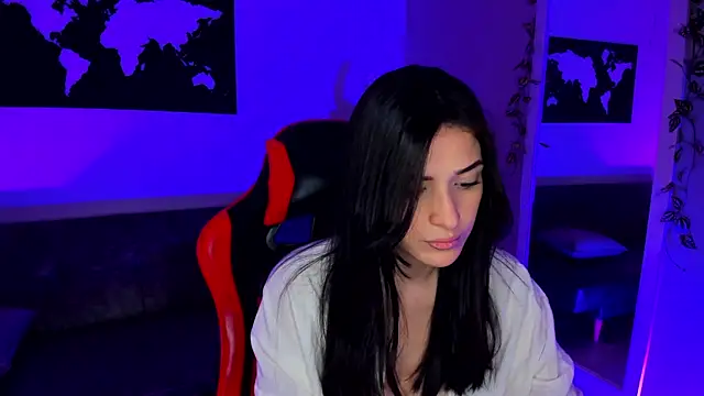 Snapshot of ZoeValencia1 chatting on October 25, 2025, 12:34 pm ZoeValencia1 online show from October 25, 2025, 12:34 pm