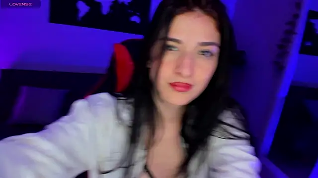 Snapshot of ZoeValencia1 chatting on November 13, 2025, 4:17 pm ZoeValencia1 online show from November 13, 2025, 4:17 pm