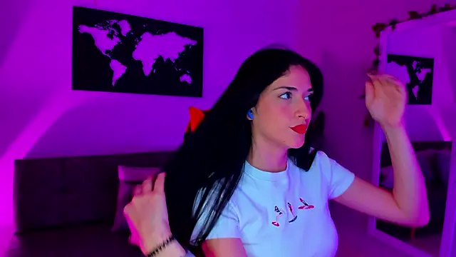 Snapshot of ZoeValencia1 chatting on March 4, 2026, 12:33 pm ZoeValencia1 online show from March 4, 2026, 12:33 pm