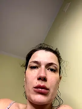 Snapshot of Cute_Erika chatting on October 16, 2025, 12:50 pm Cute Erika online show from October 16, 2025, 12:50 pm