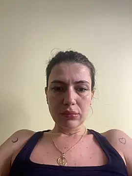 Snapshot of Cute_Erika chatting on October 31, 2025, 11:00 am Cute Erika online show from October 31, 2025, 11:00 am